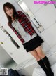 Wife Yuumi - Mightymistress Shower Gambar